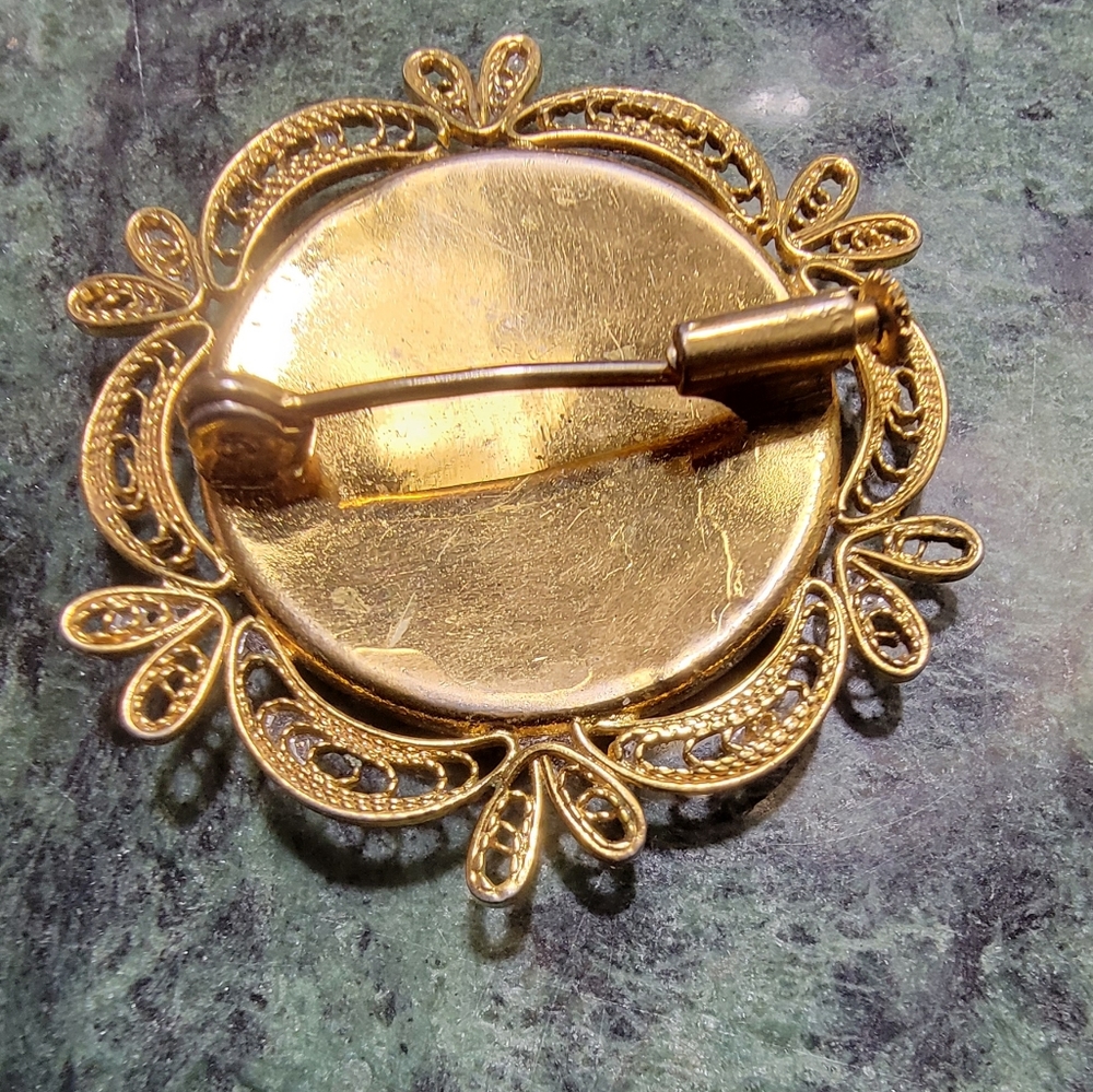 Vintage Damascene floral/bird brooch. - Picture 2 of 4